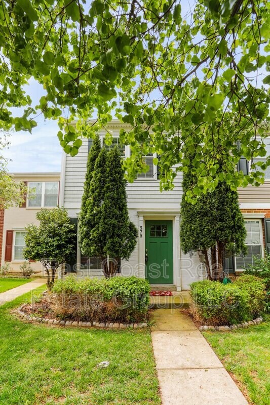 Foto del edificio - 575 Lancaster Pl