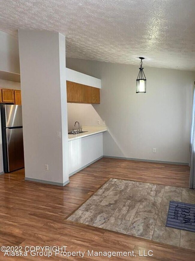 Building Photo - 2 br, 2 bath House - 9610 Morningside Loop...