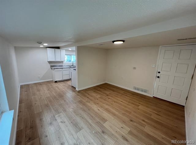 Foto principal - 334 S Stuart St