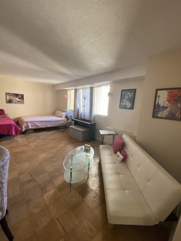 Foto del edificio - 4515 Willard Ave