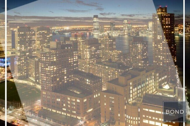 Building Photo - 80 N Moore St