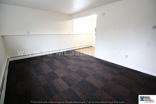 Building Photo - 5215 E 26th Ave