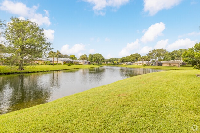 Live on waterfront properties at Lake Catherine, West Palm Beach, Florida.