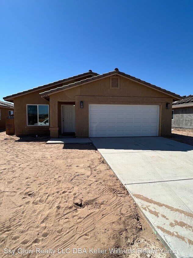 Primary Photo - 4 br, 2 bath House - 7589 E. 45th St.
