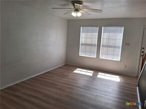 Building Photo - 5803 Redstone Dr