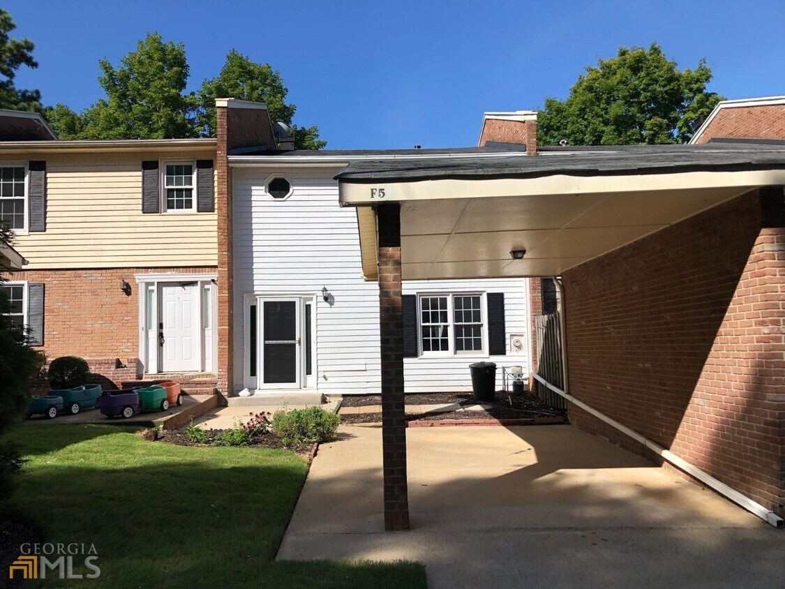 6500 Gaines Ferry Rd Unit F5, Flowery Branch, GA 30542 Condo for Rent in Flowery Branch, GA
