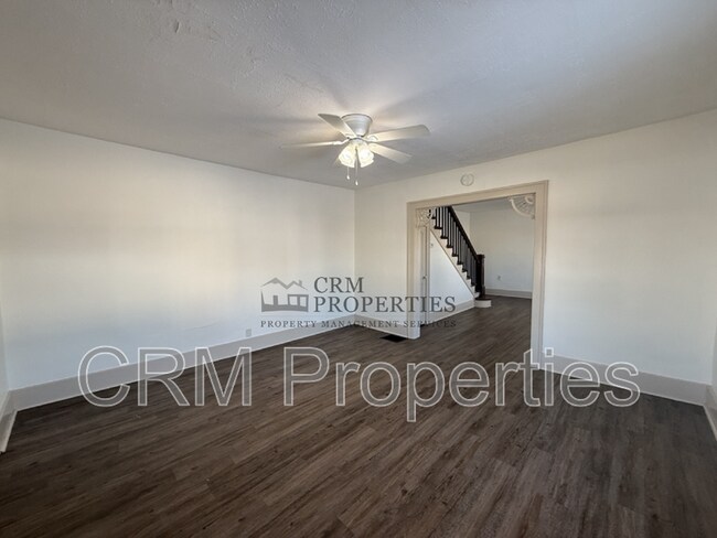 Foto del edificio - 811 N Webster St