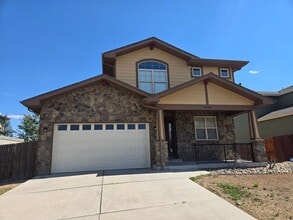 Building Photo - 9400 Yucca Way