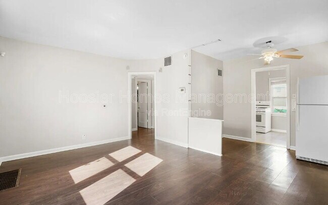 Foto del edificio - 3532 Caroline Ave