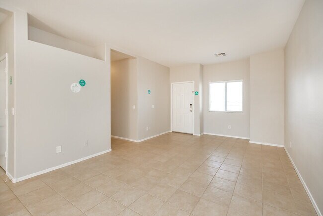 Building Photo - 2300 E Magma Rd