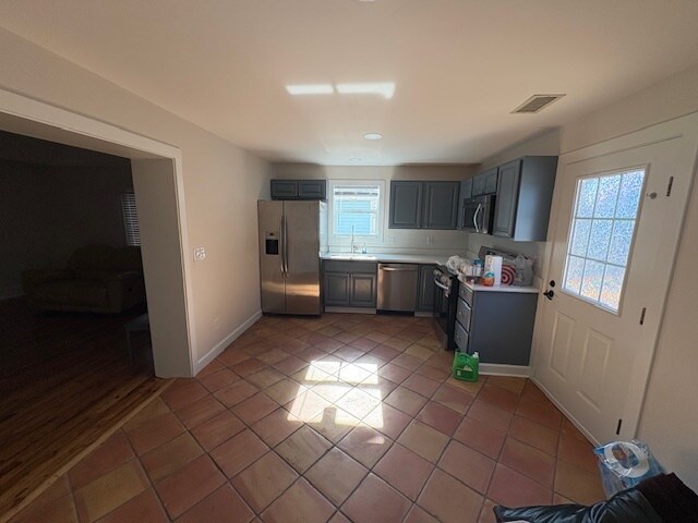 Foto del edificio - 225 Douglas Ave