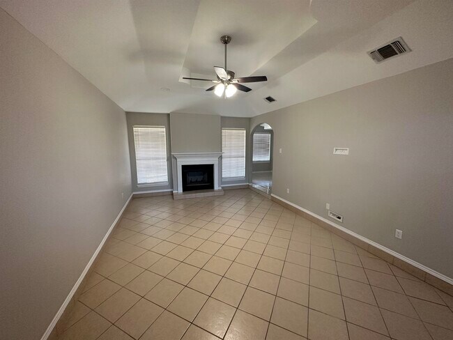 Building Photo - 1605 Orange Blossom Loop