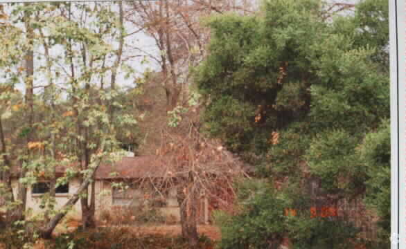 Foto del edificio - 371 Burnham Rd