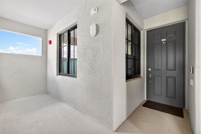 Building Photo - 17520 Gawthrop Dr