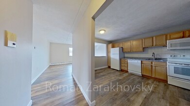 Building Photo - 12 Cottage Ct