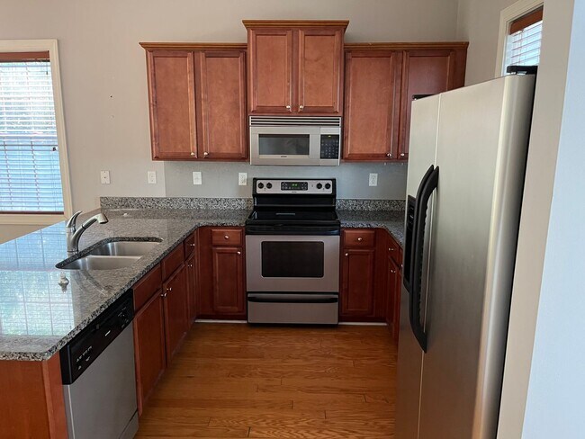 Foto del edificio - Exton Park Loop Townhome