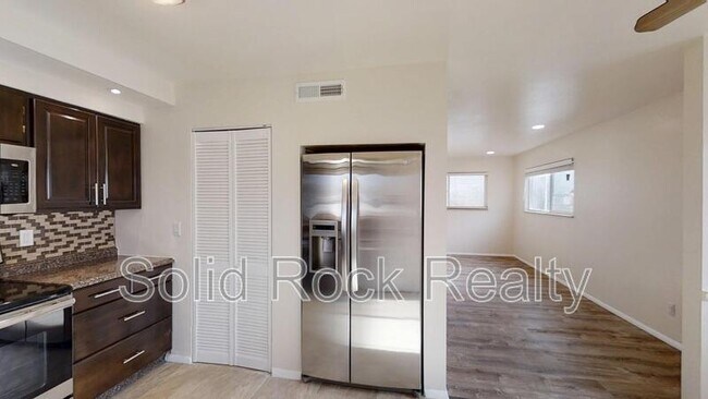 Foto del edificio - 4520 Galley Rd