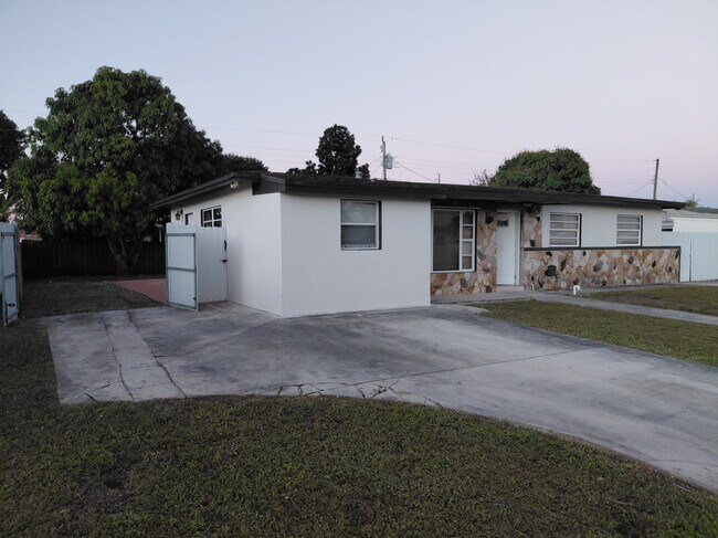 Photo - 5255 NW 181st Terrace House