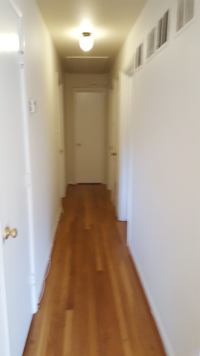 Foto del edificio - 6206 Ruatan St