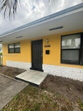 Building Photo - 11741 NE 14th Ave