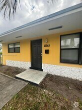 Building Photo - 11741 NE 14th Ave