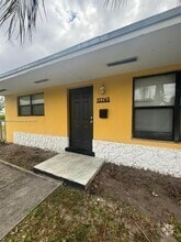 Building Photo - 11741 NE 14th Ave