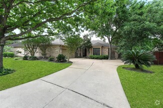 Building Photo - 13127 Waldemere Dr