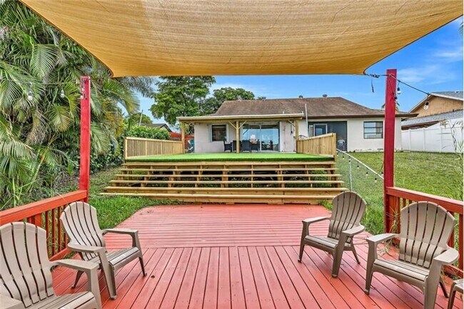 Building Photo - 5824 N Park Rd