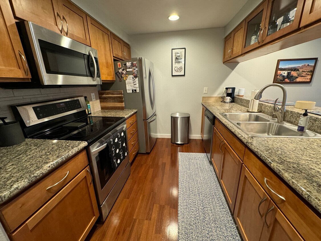 Primary Photo - Furnished OR Unfurnished Condo in Stadium ...