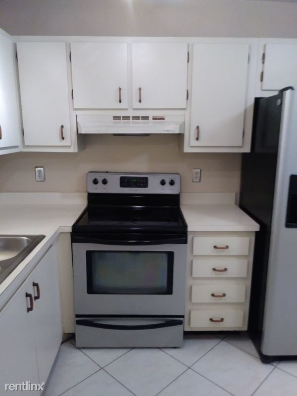 Foto del edificio - 7980 NW 50th St