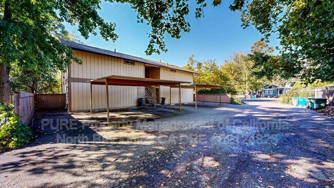 Foto del edificio - 949 Camino Coronado