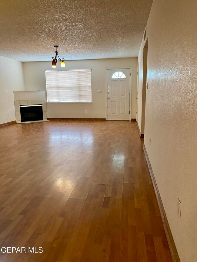 Building Photo - 2205 King James Pl