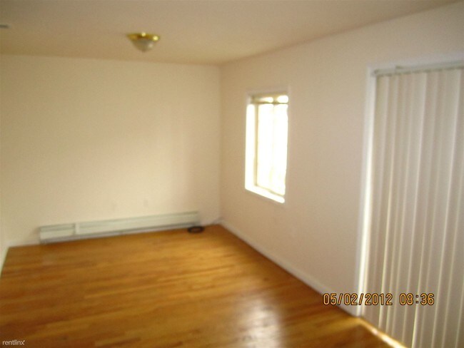 Foto del edificio - 11607 Myrtle Ave