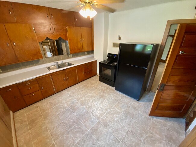 Foto del edificio - 318 8th St S