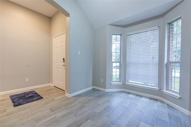 Building Photo - 21714 Mansfield Bluff Ln