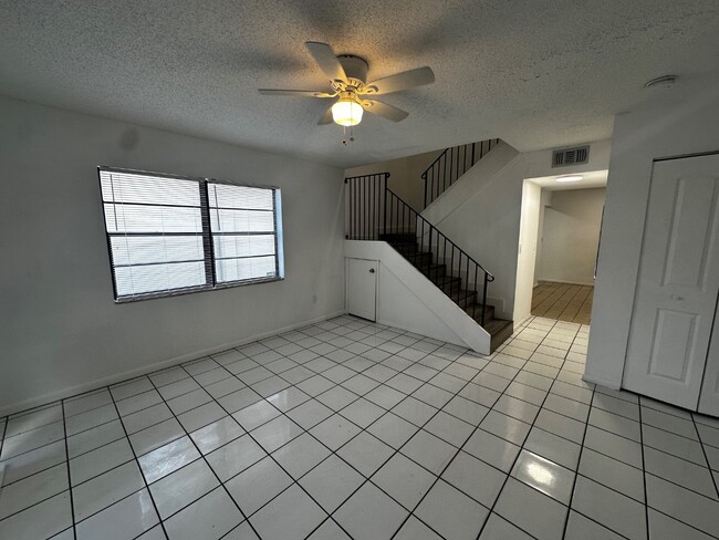Building Photo - 2436 NW 52nd Ave