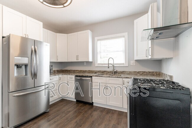 Foto del edificio - 1211 E Hanna Ave