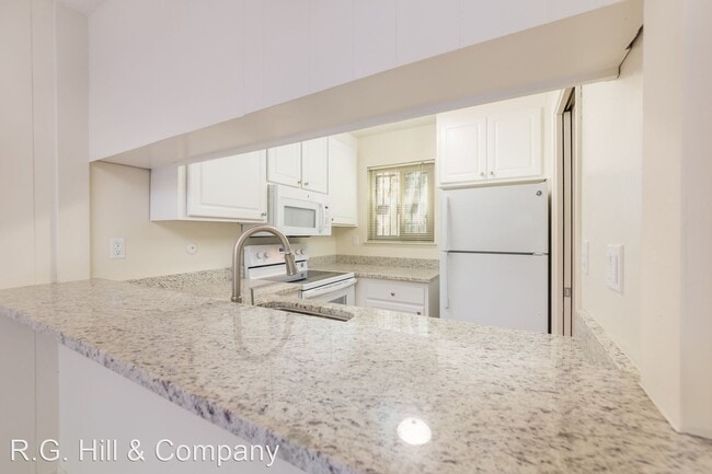 Building Photo - 1339 Montego