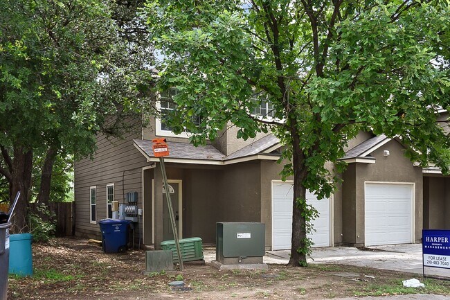 Foto del edificio - 3 Bedrooms 2.5 Bathrooms located at Garden...