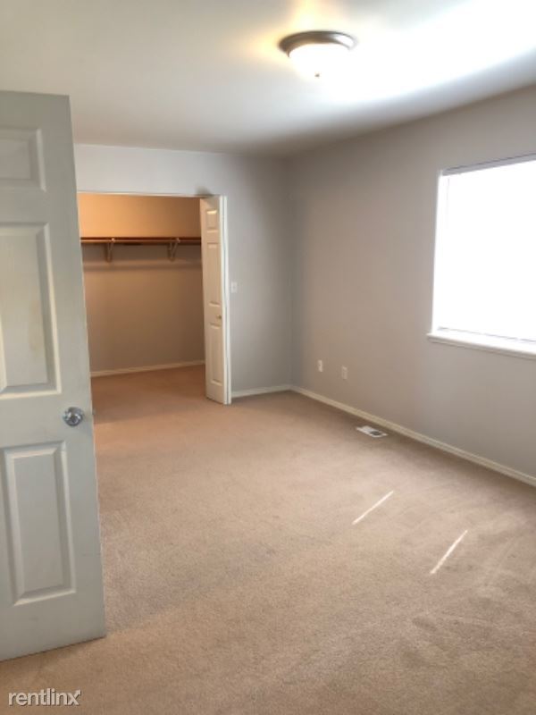Building Photo - 3 br, 2 bath Condo - 6948 Briar Loop