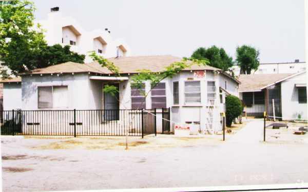 Primary Photo - 9060 Cedros Ave