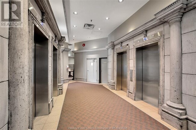 Building Photo - 150 PARK Ave