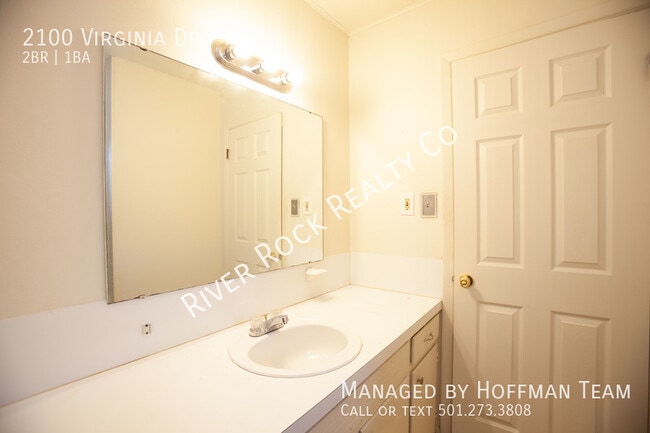 Building Photo - 2100 Virginia Dr