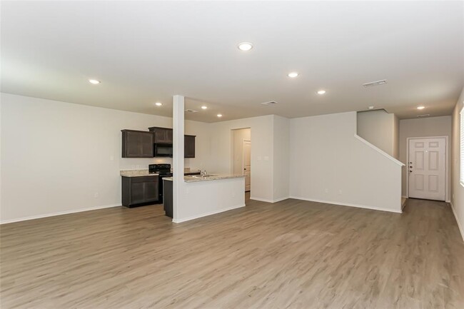 Building Photo - 1307 Jonah Ln