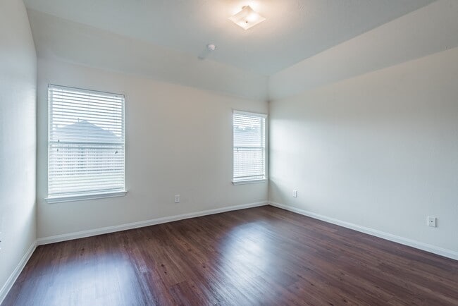Building Photo - 14942 Hidalgo Valley Ln