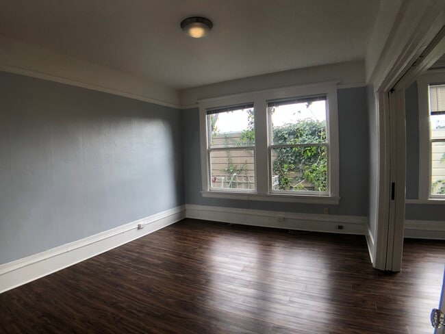 Building Photo - 998 Divisadero St