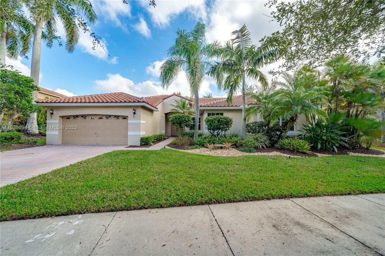 480 Montclaire Dr, Weston, FL 33326 House Rental in Weston, FL