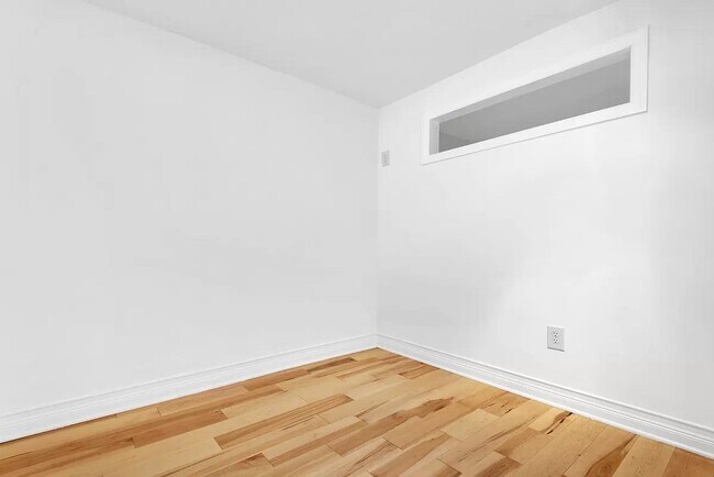 Foto del edificio - 19-19 24th Ave