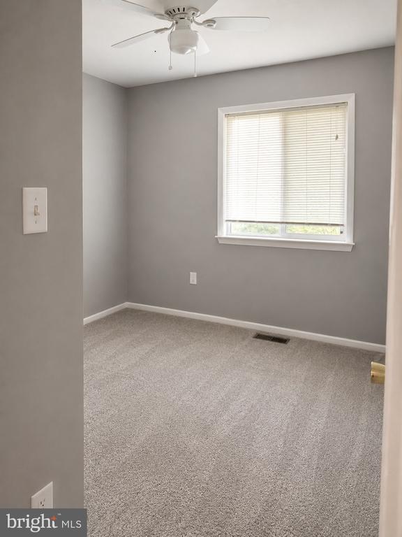 Foto del edificio - 235 Quarry Rd