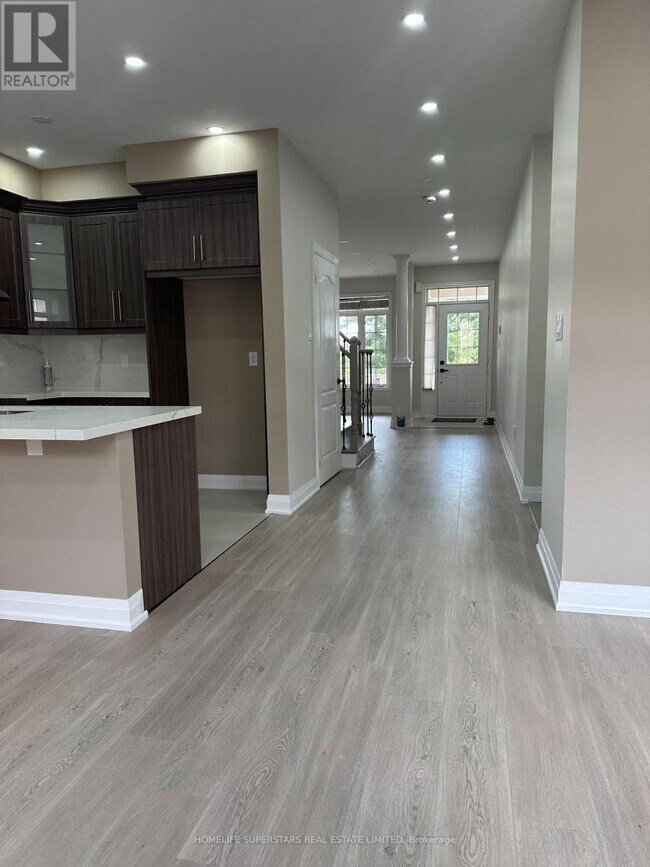 Building Photo - 93 Relton Cir